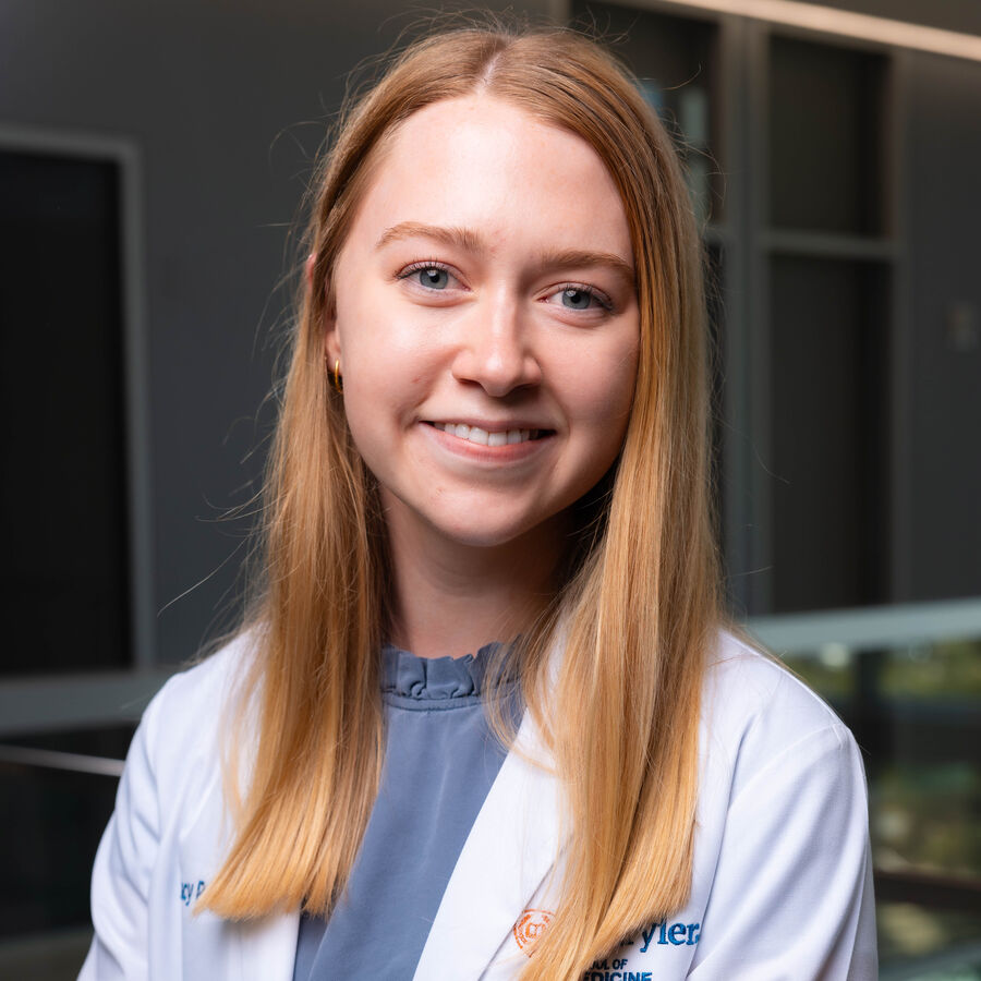 Macy Reed talks about her experiences studying biology and medicine at UT Tyler