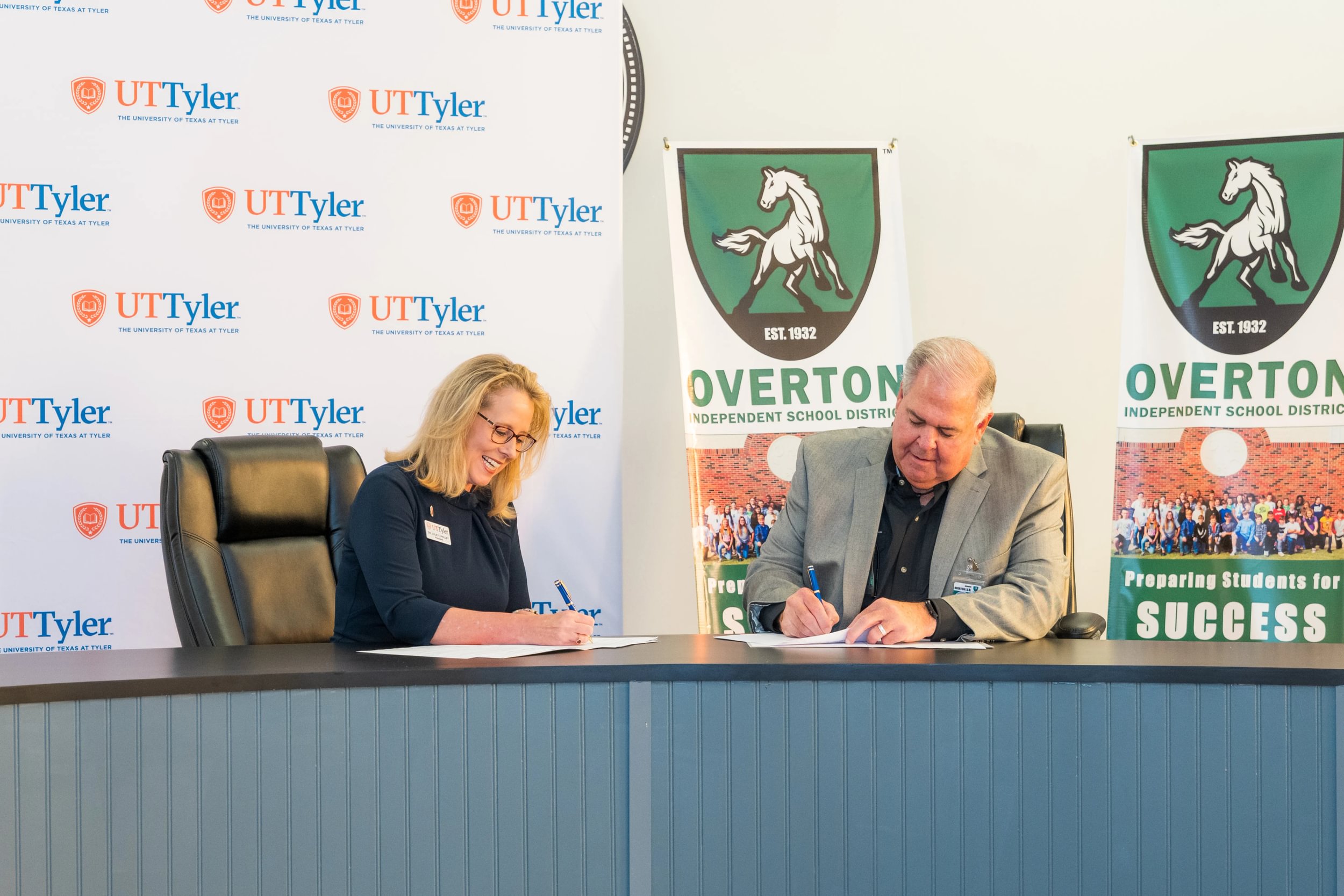 MOU Signing Event at Overton ISD