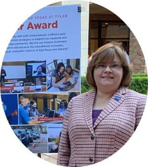 Dr. Snella at the THECB Star Awards