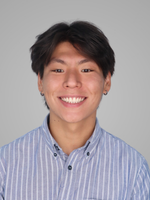 headshot of xinsheng